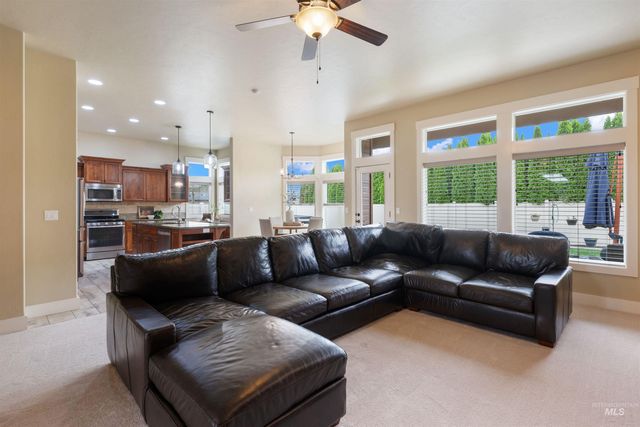 13571 Signorello St, Caldwell, ID 83607