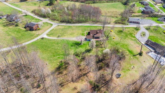 29 Quails Run Lane, West Liberty, KY 41472