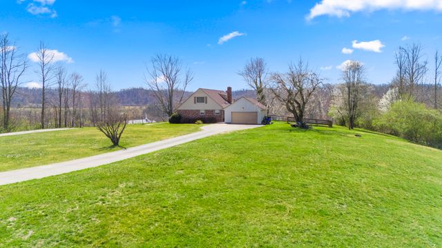 29 Quails Run Lane, West Liberty, KY 41472