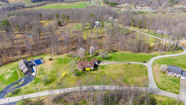 29 Quails Run Lane, West Liberty, KY 41472