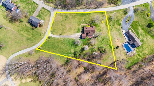 29 Quails Run Lane, West Liberty, KY 41472