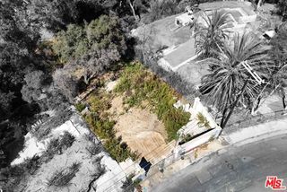 16521 Las Casas Place, Pacific Palisades (los Angeles), CA 90272