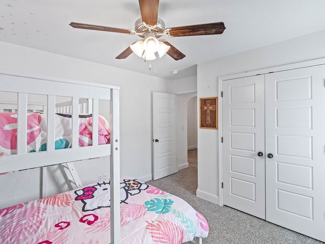 2402 England Lane, Pea Ridge, AR 72751