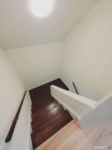 575 Burnsford Avenue, Bridgeport, CT 06606