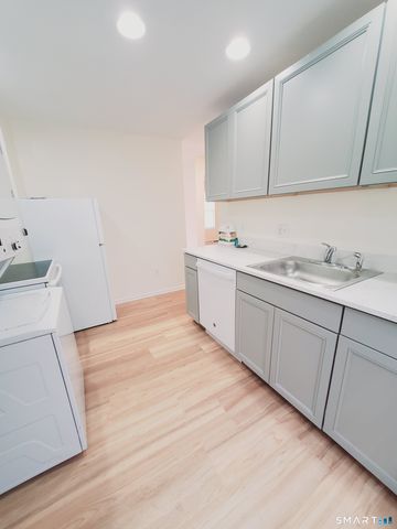 575 Burnsford Avenue, Bridgeport, CT 06606