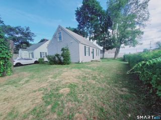 575 Burnsford Avenue, Bridgeport, CT 06606