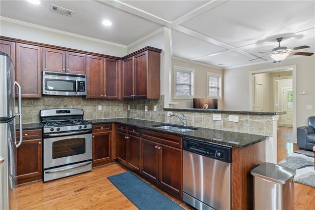 1100 N Village Drive, Decatur, GA 30032