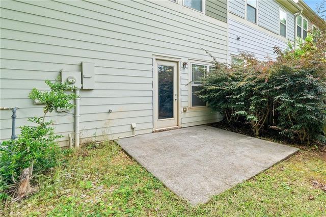 1100 N Village Drive, Decatur, GA 30032