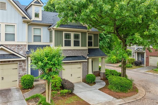1100 N Village Drive, Decatur, GA 30032