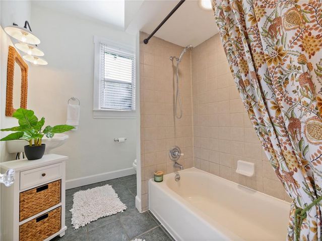 1000 ELMWOOD STREET, Orlando, FL 32801