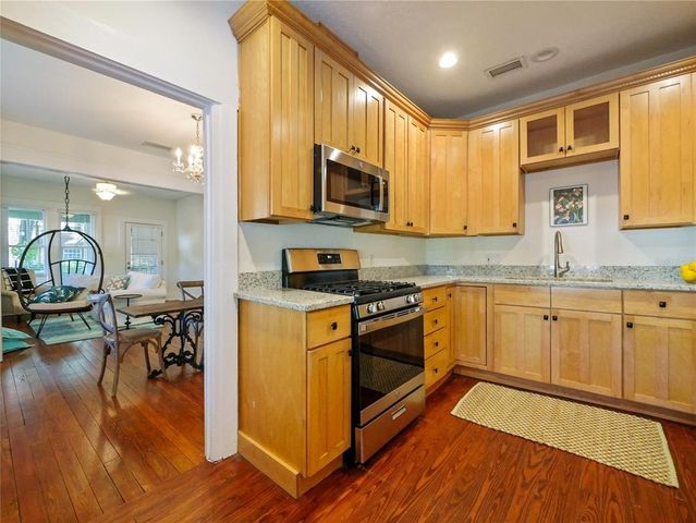 1000 ELMWOOD STREET, Orlando, FL 32801