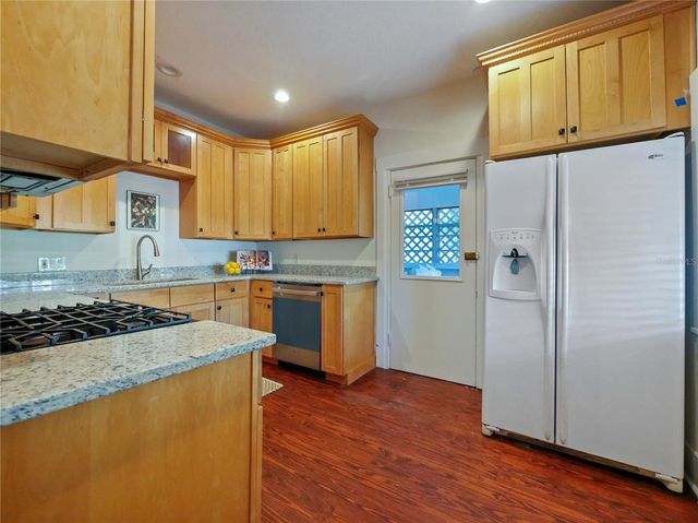 1000 ELMWOOD STREET, Orlando, FL 32801