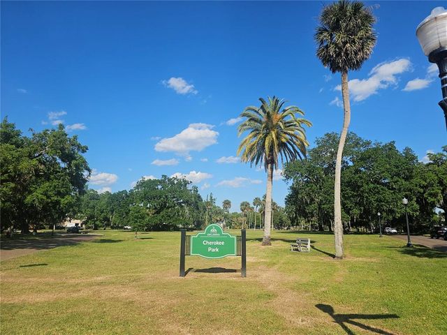 1000 ELMWOOD STREET, Orlando, FL 32801
