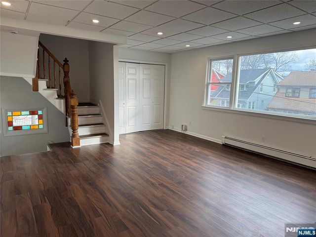 27 Lincoln Place 2, East Rutherford, NJ 07073