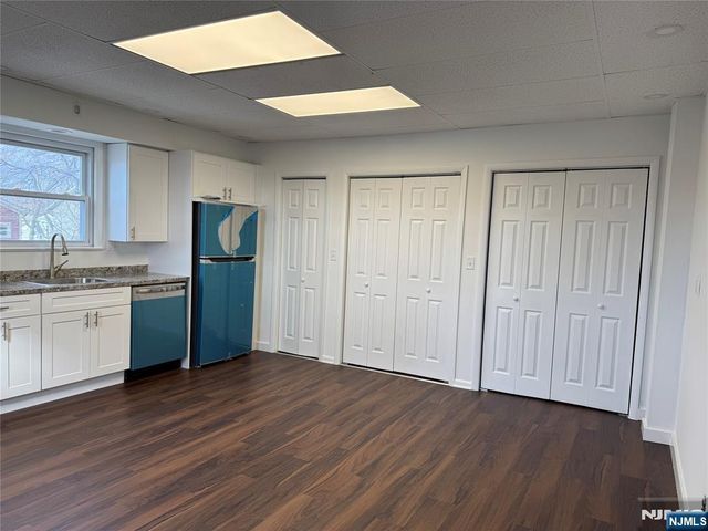 27 Lincoln Place 2, East Rutherford, NJ 07073