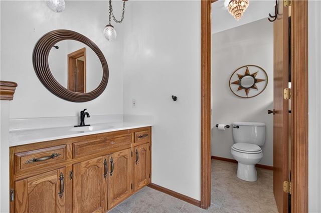 21801 S Martha Road, Peculiar, MO 64078