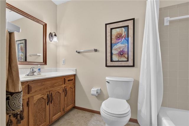 21801 S Martha Road, Peculiar, MO 64078