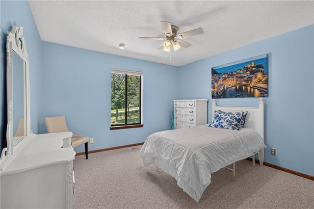 21801 S Martha Road, Peculiar, MO 64078