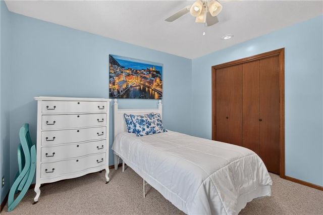 21801 S Martha Road, Peculiar, MO 64078