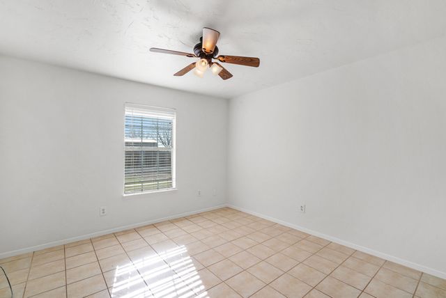 755 Hubbard Lane, Lipan, TX 76462
