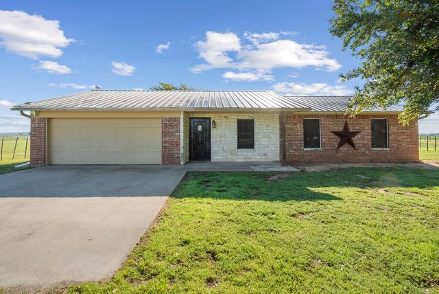 755 Hubbard Lane, Lipan, TX 76462