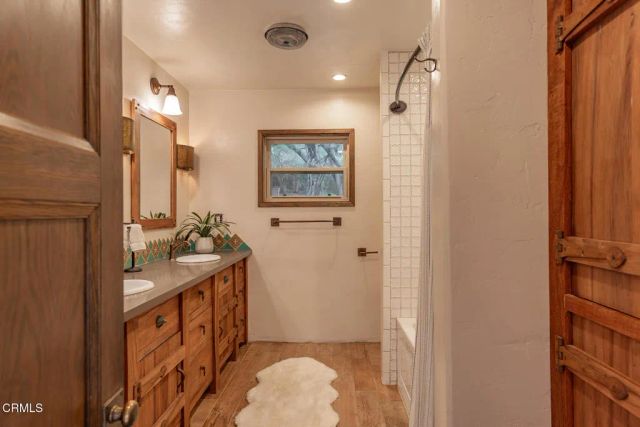 1519 Ayers Avenue, Ojai, CA 93023