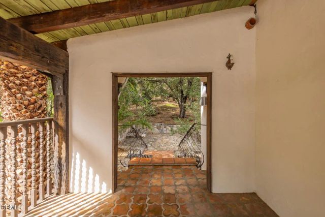 1519 Ayers Avenue, Ojai, CA 93023