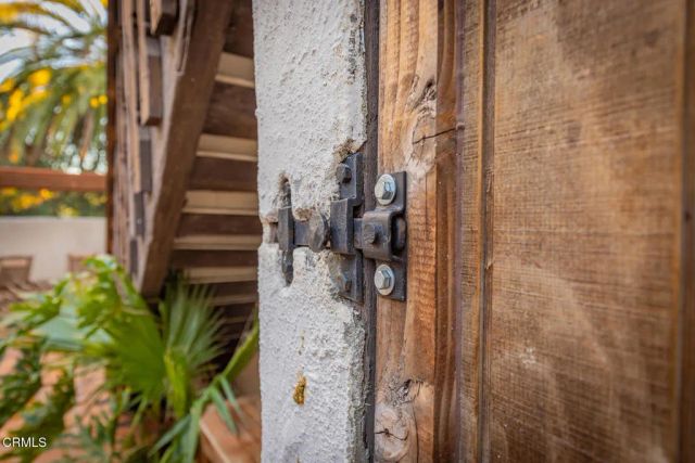 1519 Ayers Avenue, Ojai, CA 93023