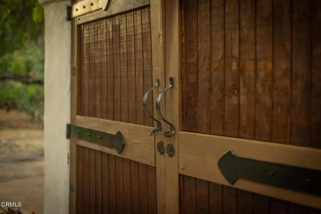 1519 Ayers Avenue, Ojai, CA 93023