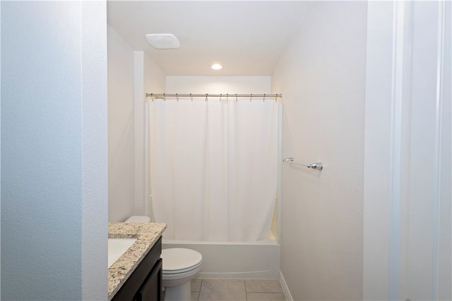 7722 Lariat Toss Dr, Corpus Christi, TX 78414