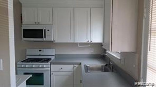 3224 Shenandoah Drive, Royal Oak, MI 48073