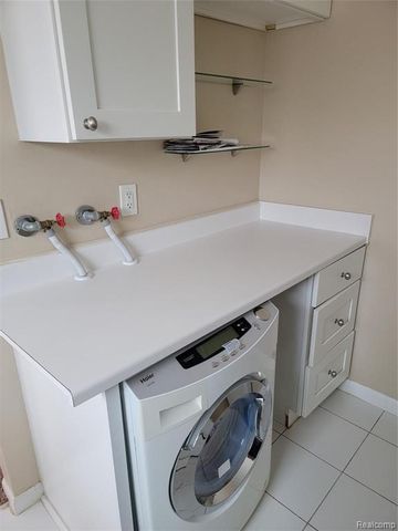 3224 Shenandoah Drive, Royal Oak, MI 48073