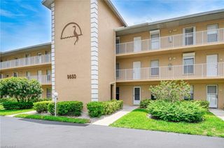 9650 Victoria LN 104, Naples, FL 34109