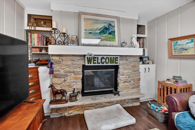 5218 Shorecrest Drive, Middleton, WI 53562