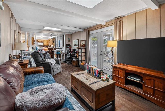 5218 Shorecrest Drive, Middleton, WI 53562