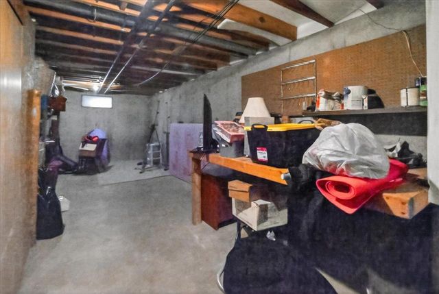 5218 Shorecrest Drive, Middleton, WI 53562