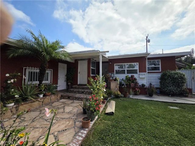 2129 N Poplar, Santa Ana, CA 92706