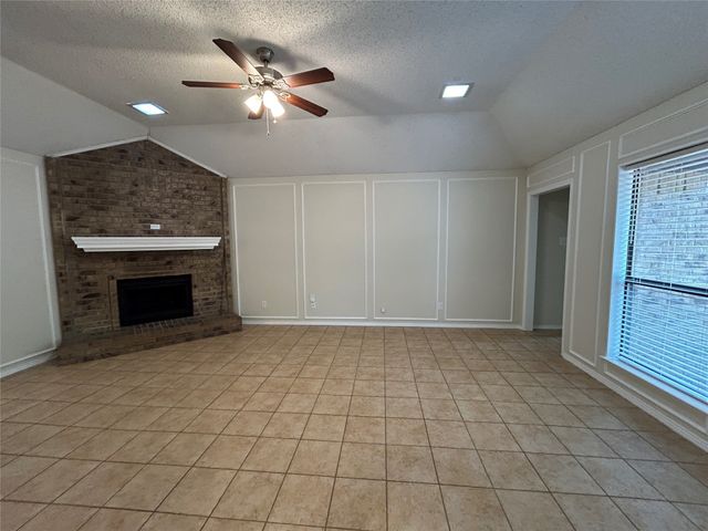 7516 Woodhaven Drive, North Richland Hills, TX 76182