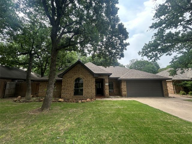 7516 Woodhaven Drive, North Richland Hills, TX 76182