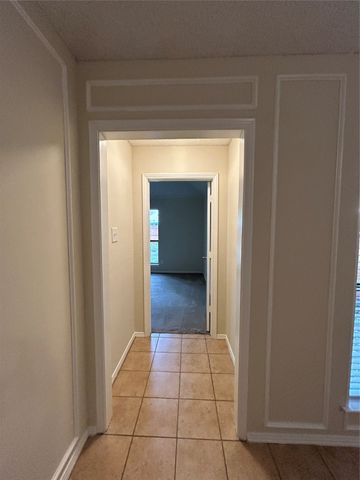7516 Woodhaven Drive, North Richland Hills, TX 76182