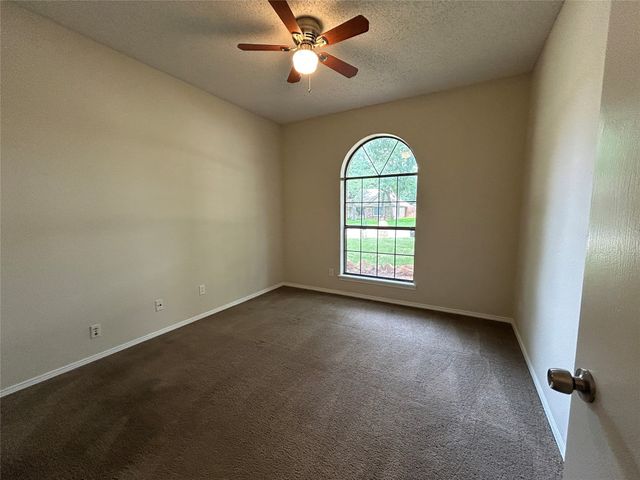 7516 Woodhaven Drive, North Richland Hills, TX 76182
