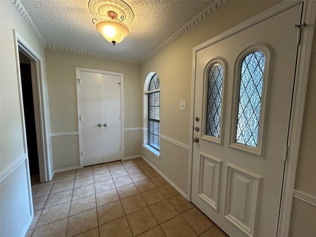 7516 Woodhaven Drive, North Richland Hills, TX 76182