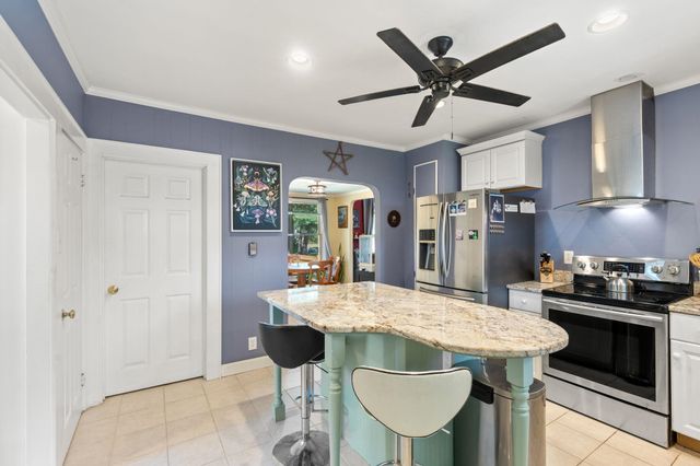 96 Elgin Avenue # 38, Manchester, NH 03104