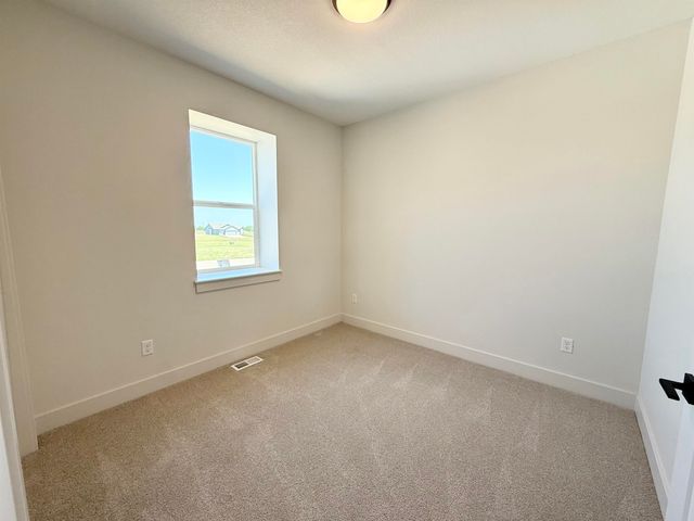 2259 S Chateau Ct, Wichita, KS 67207