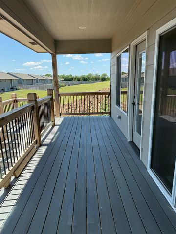 2259 S Chateau Ct, Wichita, KS 67207