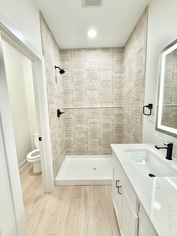 2259 S Chateau Ct, Wichita, KS 67207