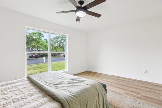 2104 Malvern Hill DR, Austin, TX 78745