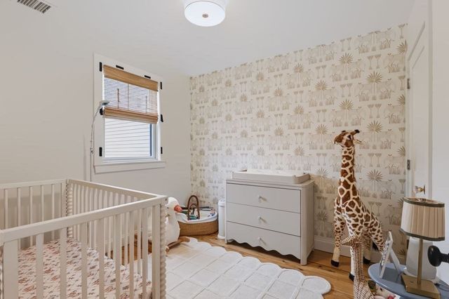 68 Milk St, Newburyport, MA 01950