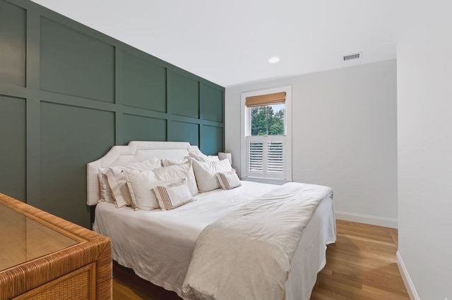 68 Milk St, Newburyport, MA 01950