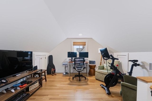 68 Milk St, Newburyport, MA 01950
